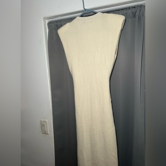 JLUXLABEL Ivory Ribbed Knit Side Slit Maxi  Sweater Dress Size M - Picture 13 of 15